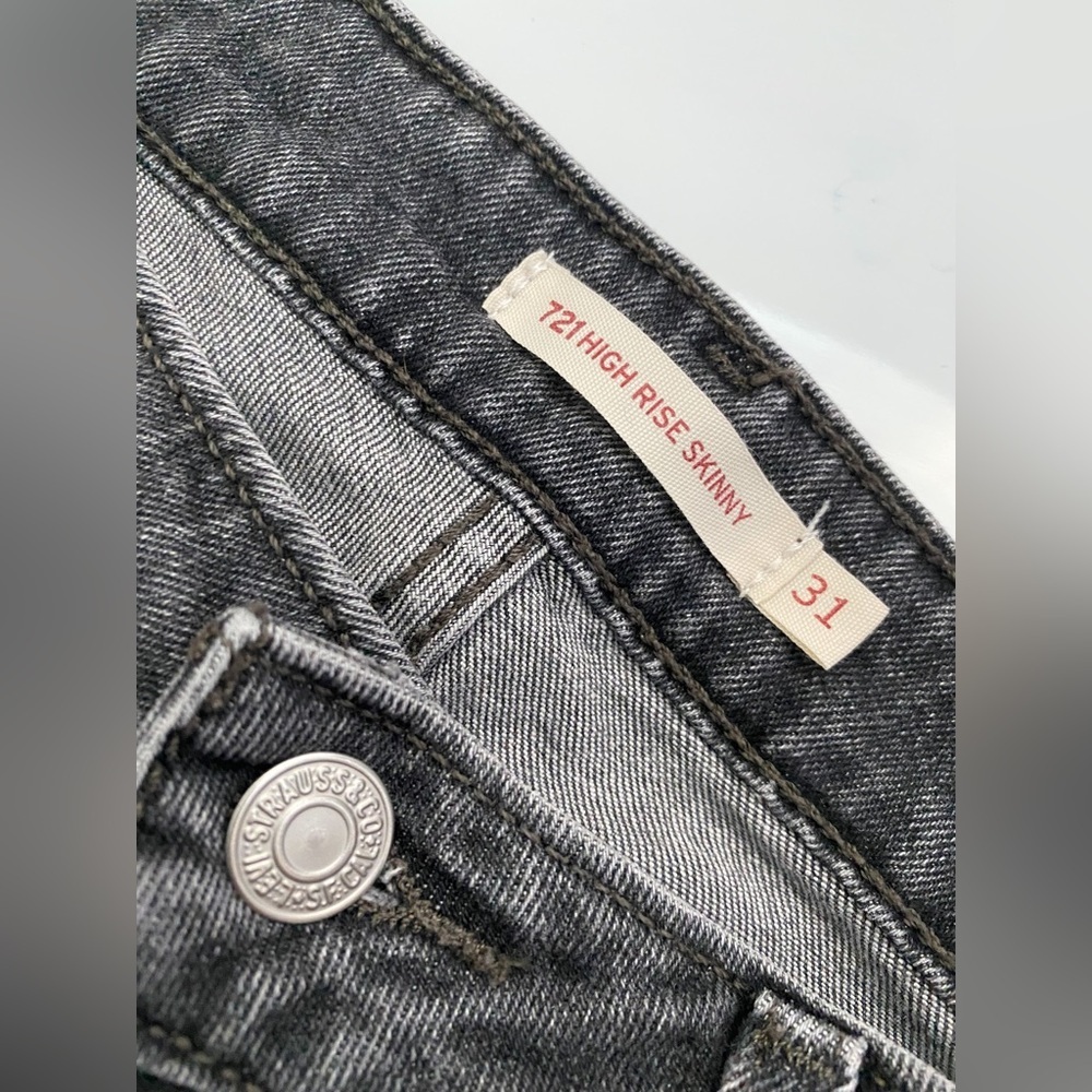 Levi’s 721 High Rise Waisted Skinny Raw Hem Black Classic Cowboy western Size 31 - Picture 6 of 10